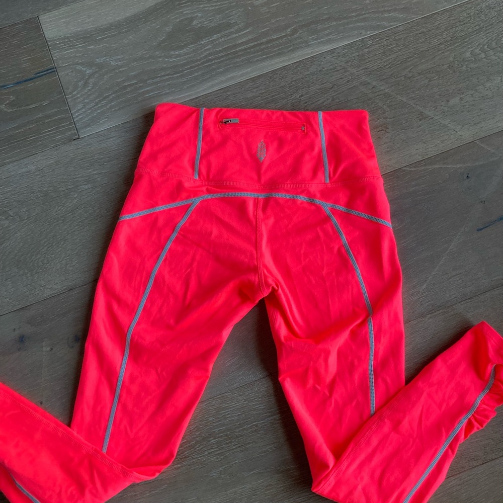 Free People Movement coral hot pink leggings XS - Host Pick. NWOT - Picture 7 of 14